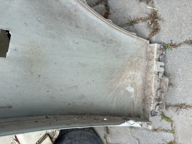 bontott BMW 5 E60 Bal első Sárvédő