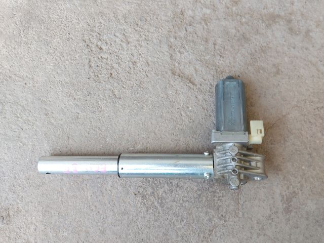 bontott BMW 5 E60 Bal első Ülés Állító Motor