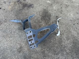 bontott BMW 5 E60 Bal Felső Homlokfal