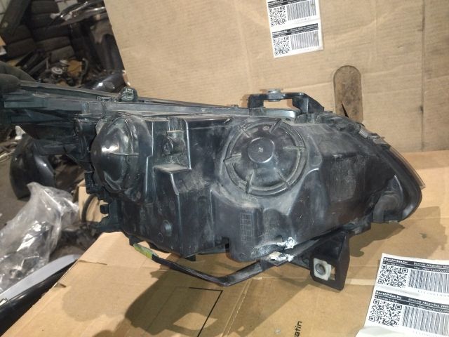 bontott BMW 5 E60 Bal Fényszóró