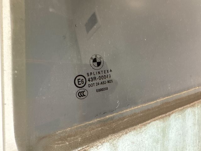 bontott BMW 5 E60 Bal hátsó Ablak