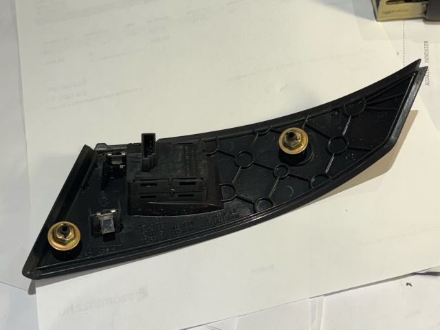 bontott BMW 5 E60 Bal hátsó Ablakemelő Kapcsoló