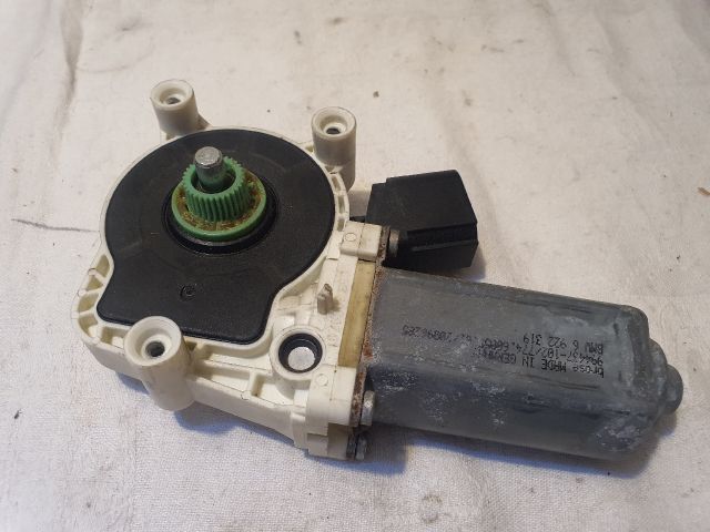 bontott BMW 5 E60 Bal hátsó Ablakemelő Motor