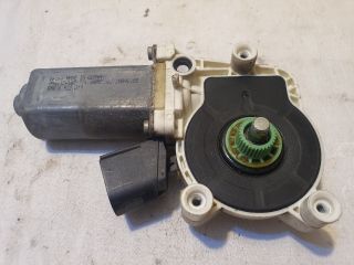 bontott BMW 5 E60 Bal hátsó Ablakemelő Motor