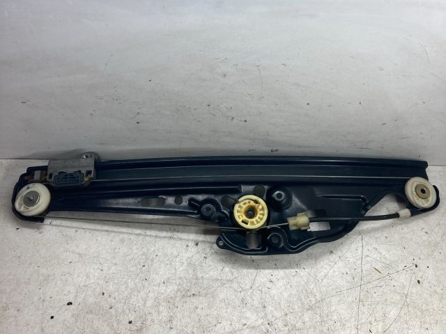 bontott BMW 5 E60 Bal hátsó Ablakemelő Szerkezet (Elektromos)