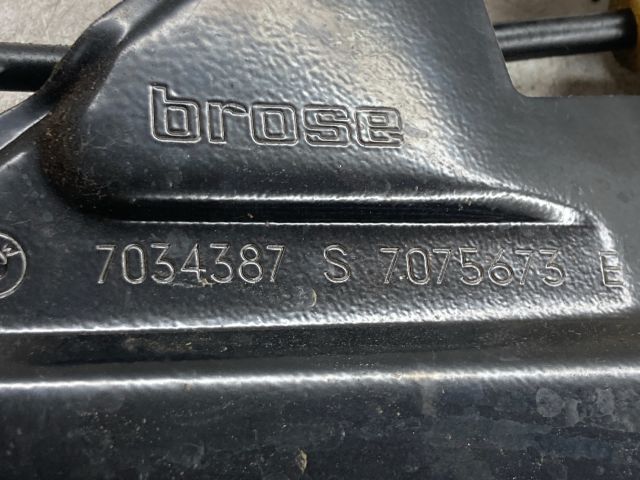 bontott BMW 5 E60 Bal hátsó Ablakemelő Szerkezet (Elektromos)