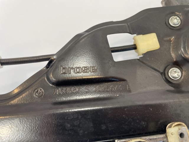 bontott BMW 5 E60 Bal hátsó Ablakemelő Szerkezet (Elektromos)