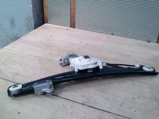 bontott BMW 5 E60 Bal hátsó Ablakemelő Szerkezet (Elektromos)