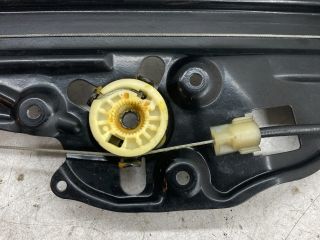 bontott BMW 5 E60 Bal hátsó Ablakemelő Szerkezet (Elektromos)