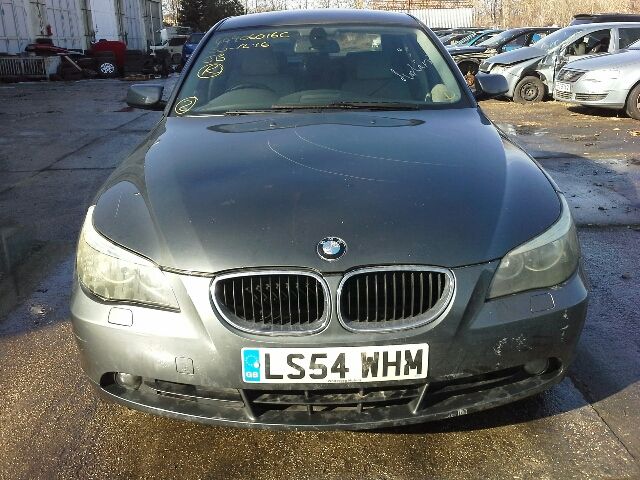 bontott BMW 5 E60 Bal hátsó Ajtó (Részeivel)