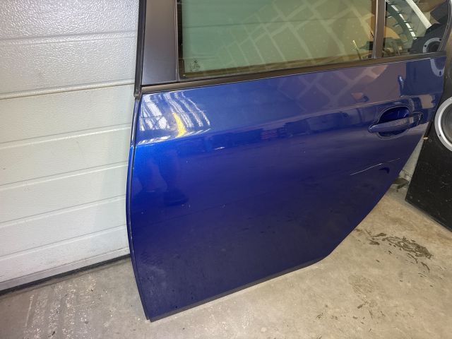 bontott BMW 5 E60 Bal hátsó Ajtó (Üres lemez)