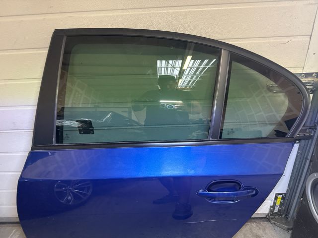 bontott BMW 5 E60 Bal hátsó Ajtó (Üres lemez)