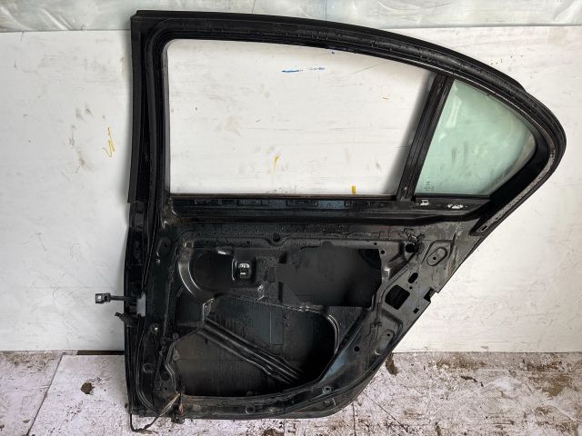 bontott BMW 5 E60 Bal hátsó Ajtó (Üres lemez)