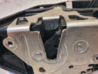 bontott BMW 5 E60 Bal hátsó Ajtózár