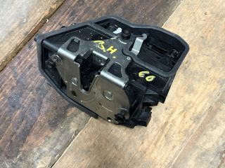 bontott BMW 5 E60 Bal hátsó Ajtózár