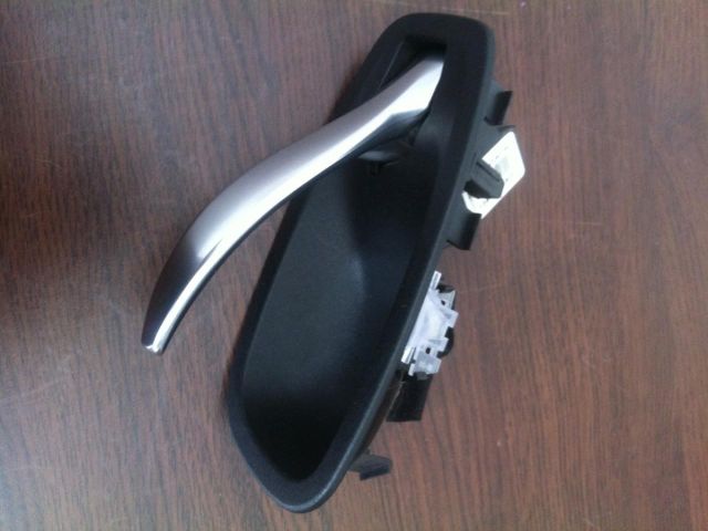 bontott BMW 5 E60 Bal hátsó Belső Kilincs