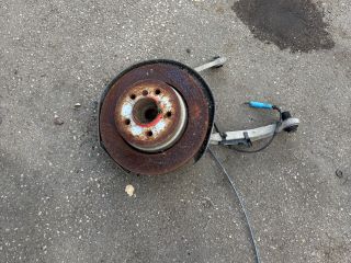 bontott BMW 5 E60 Bal hátsó Csonkállvány Kerékaggyal