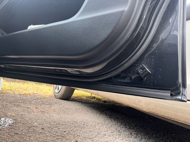 bontott BMW 5 E60 Bal hátsó Csonkállvány Kerékaggyal