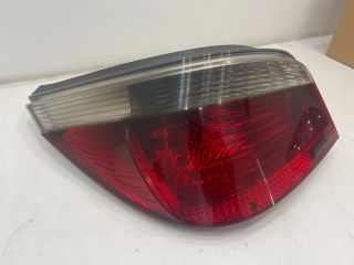 bontott BMW 5 E60 Bal Hátsó Lámpa