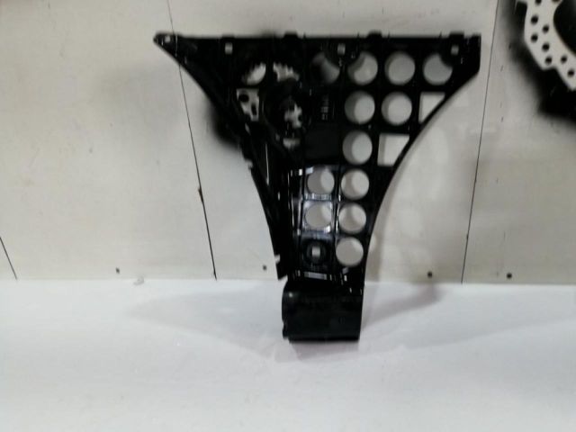 bontott BMW 5 E60 Bal hátsó Lökhárító Tartó (Műanyag)