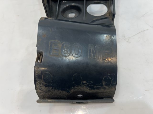 bontott BMW 5 E60 Bal hátsó Lökhárító Tartó (Műanyag)