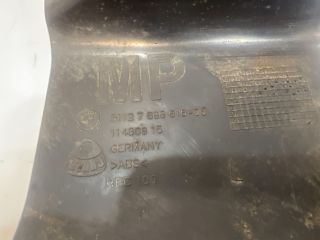 bontott BMW 5 E60 Bal hátsó Lökhárító Tartó (Műanyag)