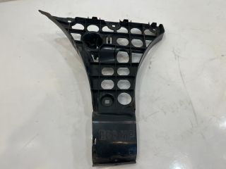 bontott BMW 5 E60 Bal hátsó Lökhárító Tartó (Műanyag)