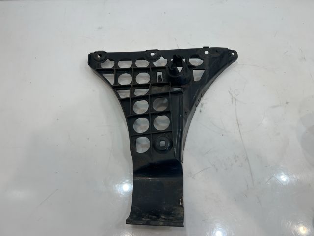 bontott BMW 5 E60 Bal hátsó Lökhárító Tartó (Műanyag)