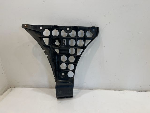 bontott BMW 5 E60 Bal hátsó Lökhárító Tartó (Műanyag)