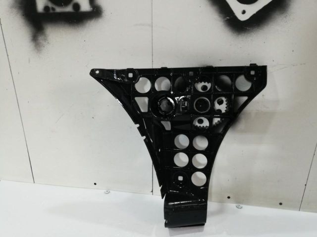 bontott BMW 5 E60 Bal hátsó Lökhárító Tartó (Műanyag)