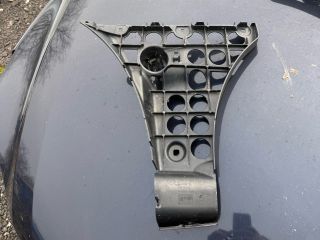 bontott BMW 5 E60 Bal hátsó Oldal Lökhárító Tartó (Műanyag)