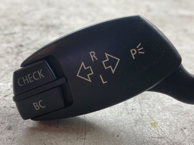 bontott BMW 5 E60 Bal Kormánykapcsoló Irányjelző