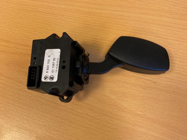 bontott BMW 5 E60 Bal Kormánykapcsoló Irányjelző