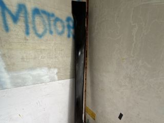 bontott BMW 5 E60 Bal Küszöb