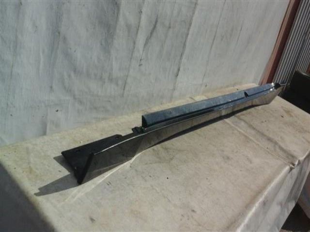 bontott BMW 5 E60 Bal Küszöb