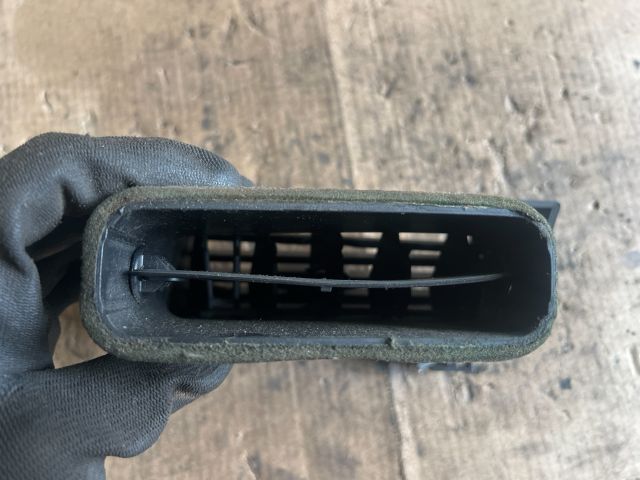 bontott BMW 5 E60 Bal Szellőző