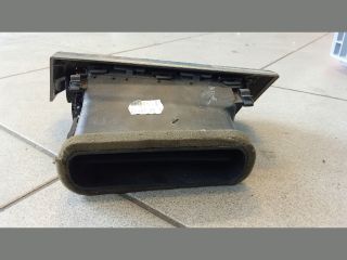 bontott BMW 5 E60 Bal Szellőző