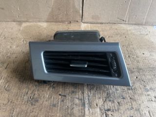 bontott BMW 5 E60 Bal Szellőző