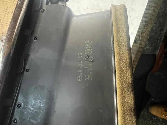 bontott BMW 5 E60 Bal Szellőző