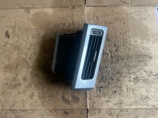 bontott BMW 5 E60 Bal Szellőző