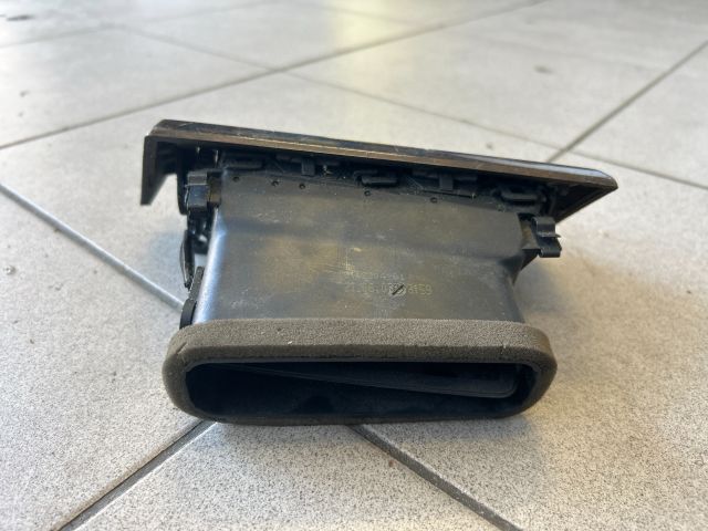 bontott BMW 5 E60 Bal Szellőző