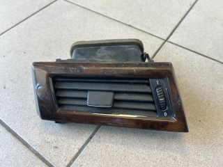 bontott BMW 5 E60 Bal Szellőző