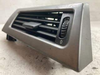 bontott BMW 5 E60 Bal Szellőző