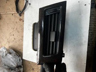 bontott BMW 5 E60 Bal Szellőző