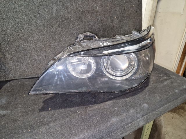 bontott BMW 5 E60 Bal Xenon Fényszóró