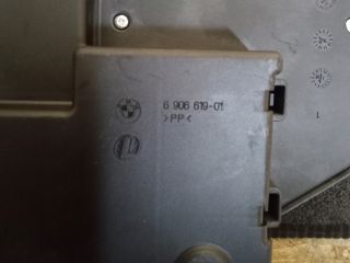 bontott BMW 5 E60 Biztosítéktábla Csomagtér