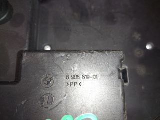 bontott BMW 5 E60 Biztosítéktábla Csomagtér