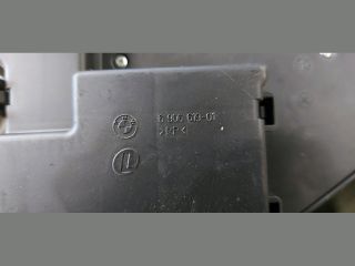 bontott BMW 5 E60 Biztosítéktábla Csomagtér