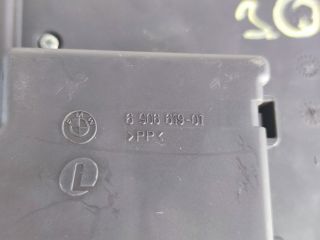 bontott BMW 5 E60 Biztosítéktábla Csomagtér