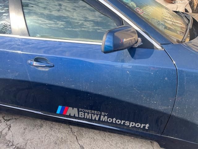 bontott BMW 5 E60 Biztosítéktábla Utastér